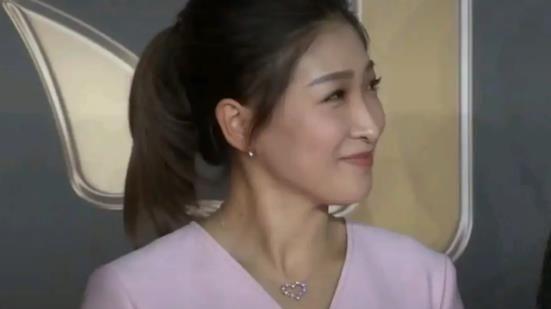 纳什|究竟是谁呢？32岁运动员+世界冠军！刘诗雯恋情被马龙曝光