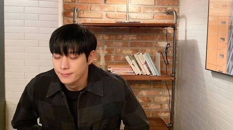 关晓彤|4月这部韩剧必看！金永大、李圣经神颜长腿恋，肌肉先露起来