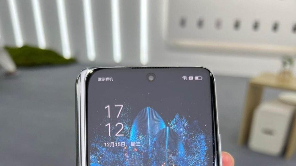 折叠屏|折叠屏手机的出现打破了传统极限