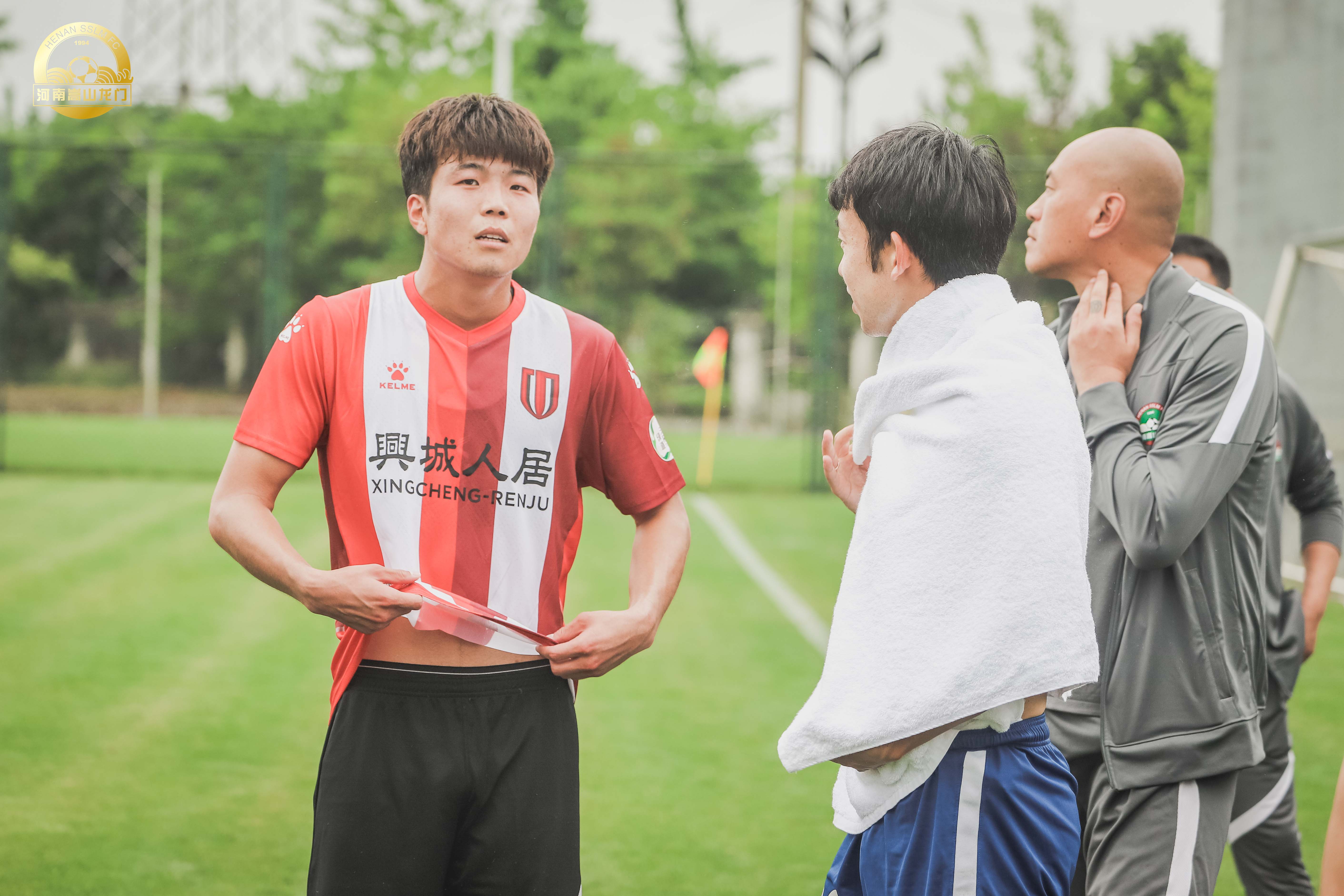 中超|1-1！河南嵩山双外援爆发，逼平中超升班马，2大旧将表现抢眼