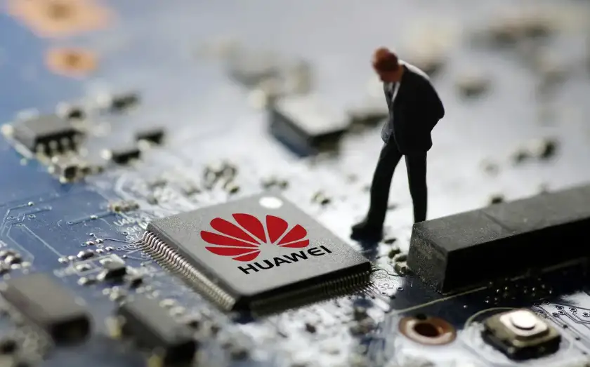 华为鸿蒙系统|华为鸿蒙交亮眼成绩，全球下载突破6千万，网友：这是要干翻苹果