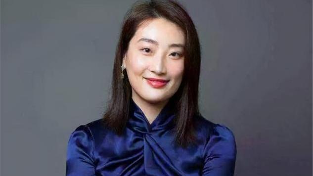 Angelababy|娃哈哈公主宗馥莉：身价800亿40岁还单身，成父亲宗庆后的心病