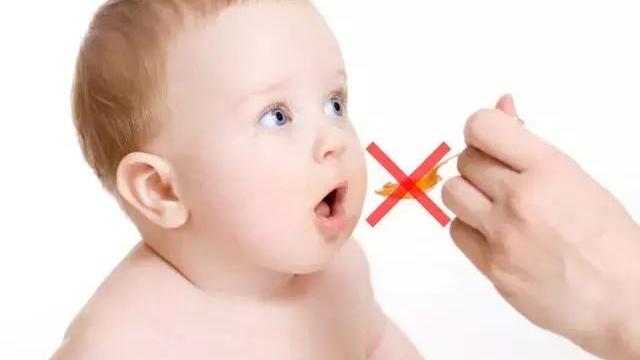 蜂蜜|6个月男婴喝蜂蜜后死亡！为什么1岁以上可以喝，1岁以下就不行