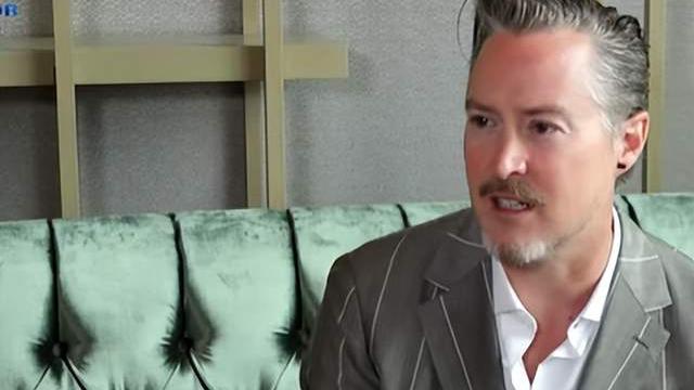 黄嘉千|曝49岁女星遭老公家暴！在国外被打害怕到报警，带伤赶医院场面乱