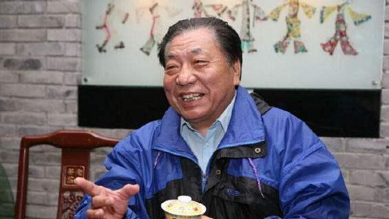 郭德纲|曲艺名家马岐质疑相声演员郭德纲的“德”字，这些讲究真重要吗