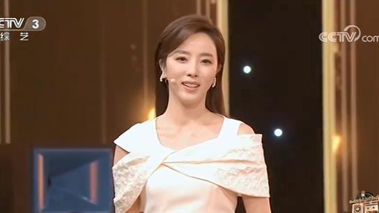 李思思|李思思：“消失”半年终返岗，正式回归综艺频道主持《回声嘹亮》