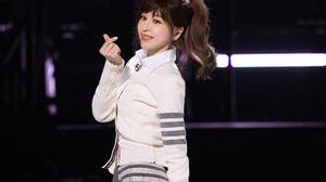 王心凌|王心凌不怕被贴标签，上《乘风破浪》飙神曲...那英傻住：好会跳！