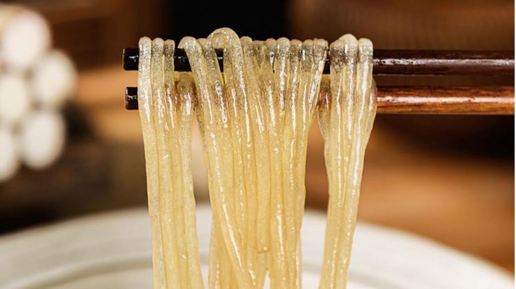 20元5斤的红薯粉条是假的吗？教你4招认识“冒牌货”，买到好粉条