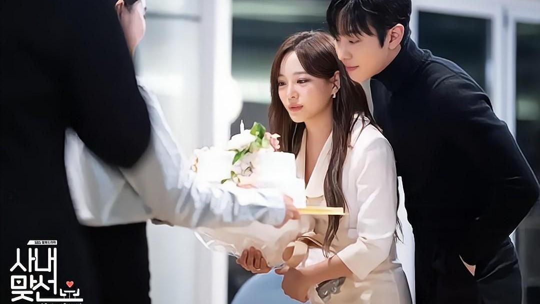 安孝燮|安孝燮俘获女心的颜值，刻薄VS温柔的魅力，你喜欢哪一款？