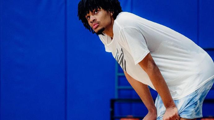 上海队|切特的最大竞争对手？夏普确定参加NBA选秀，火箭不该冒险去选他