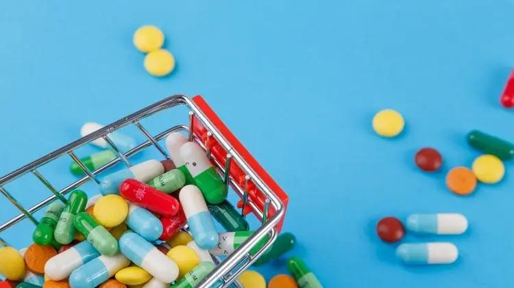 口腔癌|肝不好，身体或会出现“1细，2红，3多”，肝病朋友自测下，看你有吗？