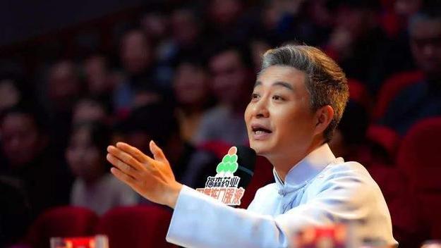 周炜|郭德纲被造谣之后演话剧，而周炜“捐人”风波后《梨园春》当评委