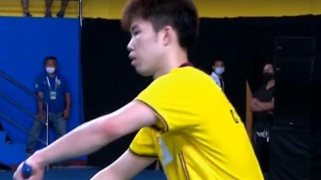 李梓嘉|国羽男单全军覆没！小将0-2完败，无缘爆大冷，黑马之路就此止步
