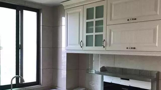 新房家具都还没入场，邻居来了一波又一波，都说我家柜子做的好