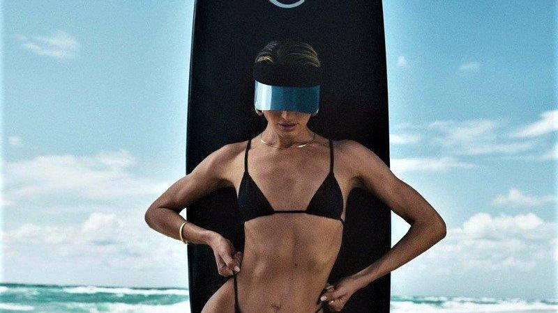 南非超模糖糖和她的泳装品牌Tropic of C 拍摄的时尚广告大片