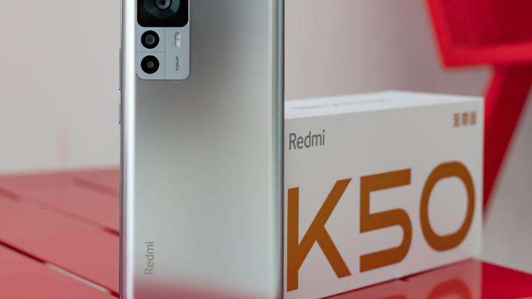 高通骁龙|8月换机优先考虑大内存，这三款12GB+256GB手机，最低只要3399