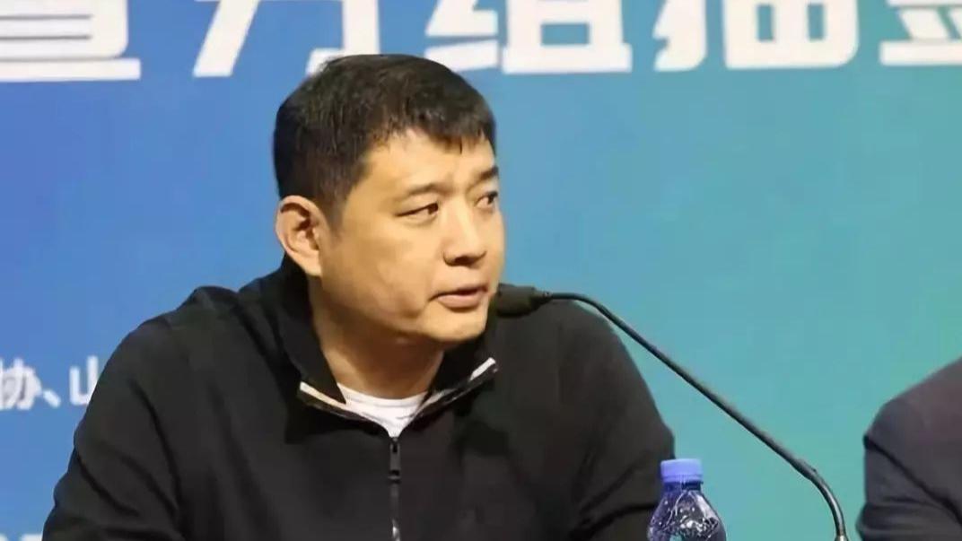 巩晓彬|巩晓彬逍遥农家乐，山东高速男篮困难时期有何筹码打动巩晓彬回归