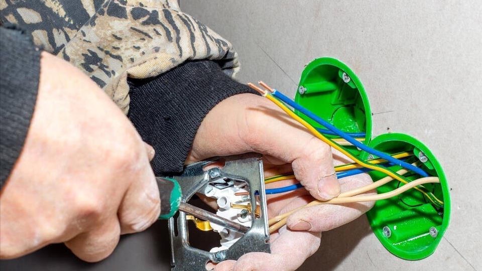 家装电路改造，接线是关键，要区分3种接线方法，还要掌握5个步骤