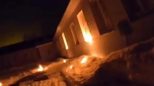 |俄罗斯征兵办公室，遭到7枚燃烧弹袭击！