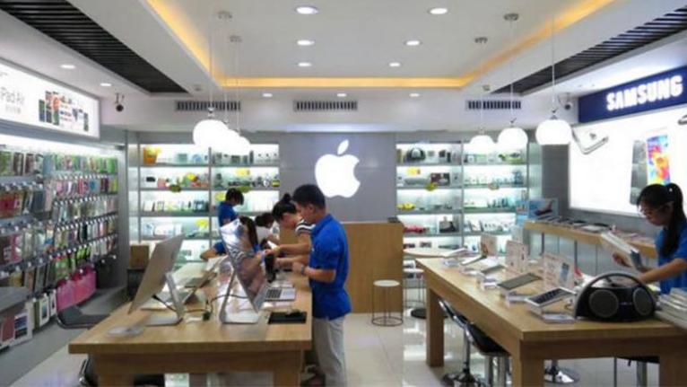 苹果|网友：别在实体店买手机，除了小米和苹果实体店