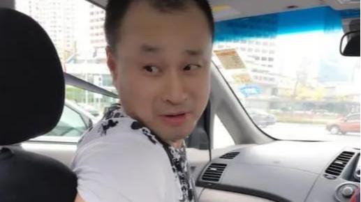 约翰尼·德普|赵本山众徒弟要退出，赵四准备5000万违约金，唯宋晓峰替师傅说话