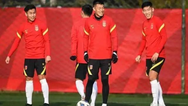 中国足球|激动！陈戌源传来喜讯：方昊做出重要表态，中国足球崛起有戏了