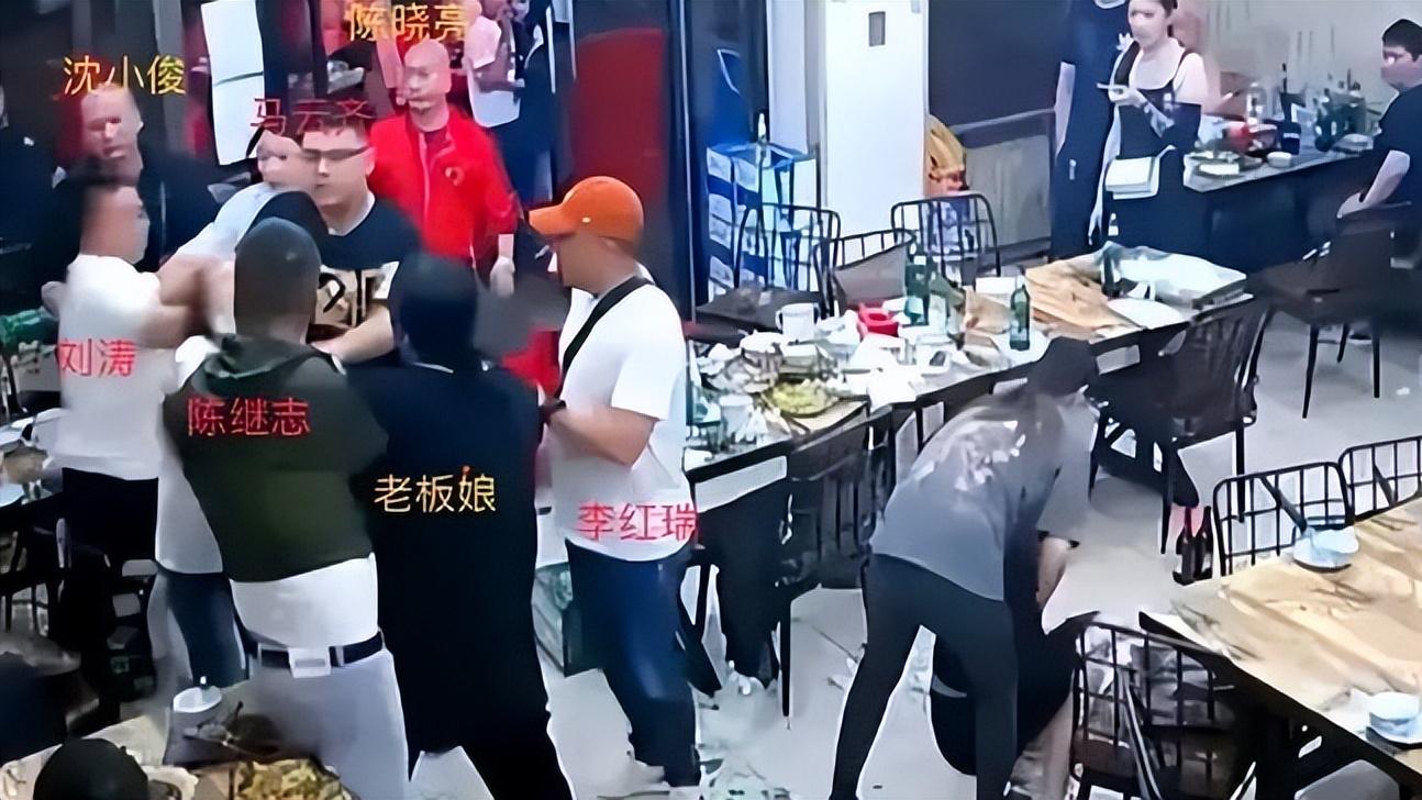 海贼王|唐山施暴者女儿被网暴，这怕是唯一一个网友不同情的网暴了吧？