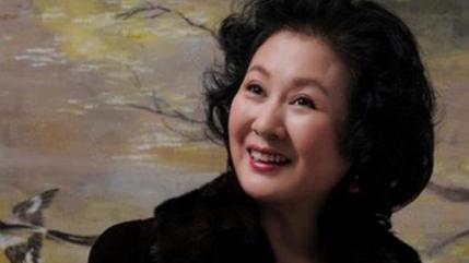 春晚|她是春晚的常客，结婚37年却无人知！可面对儿子时却非常的复杂？