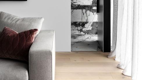 280㎡两层大宅，高级灰+大理石、时尚与简约融合，我梦寐以求的家