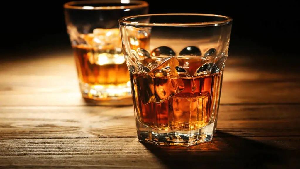 立秋|年纪大了就要戒酒吗？医生提醒：60岁后，喝酒谨记“2喝3不喝”