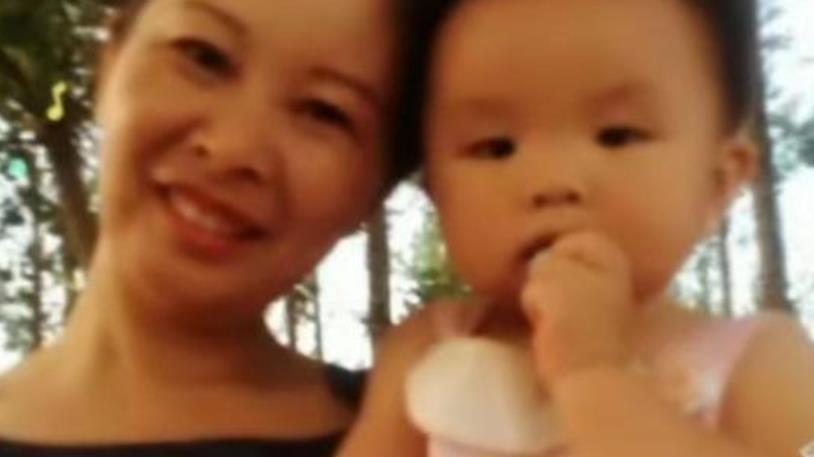 刘亦菲|好姥姥！田静父亲晒老婆带奇奇悦悦画面，许妈曾给亲家送花表感谢