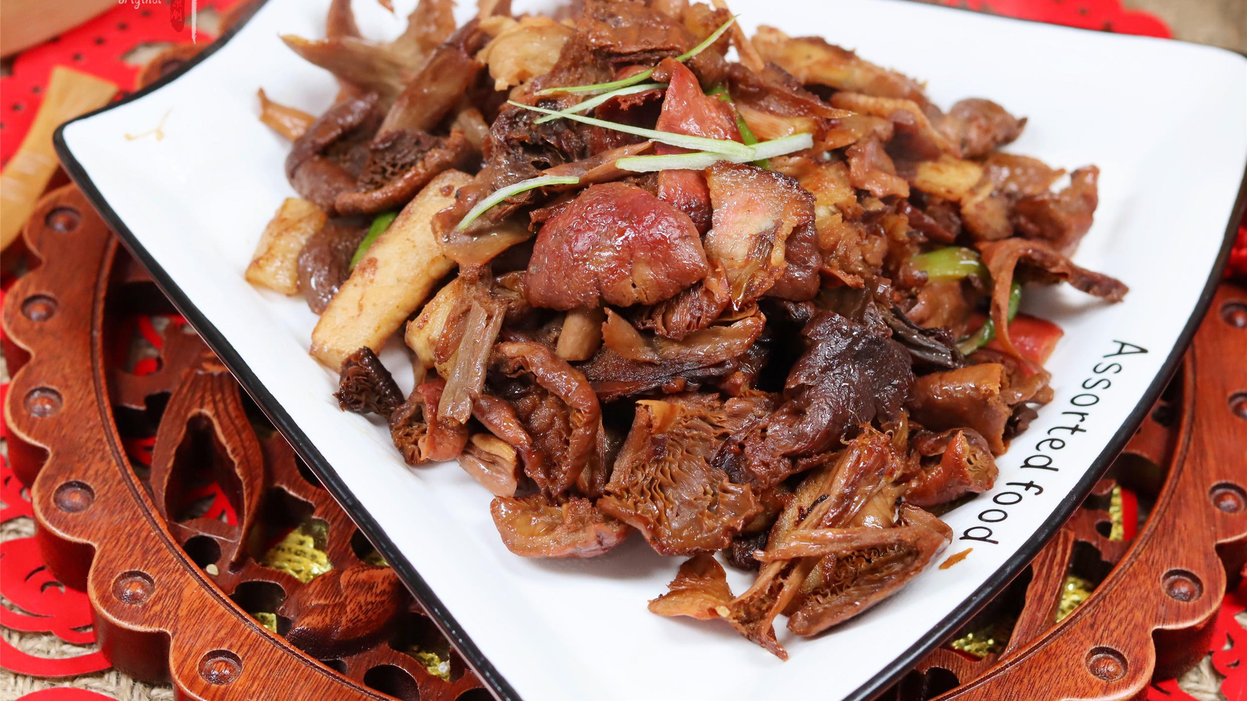 面条|晒晒我家的年夜饭，12个菜只用两小时，真掌握窍门了，看看咋样？