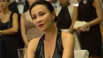 邓丽欣|她曾自曝被“大佬之子”侵犯，却跌落事业谷底，10年男友也意难平