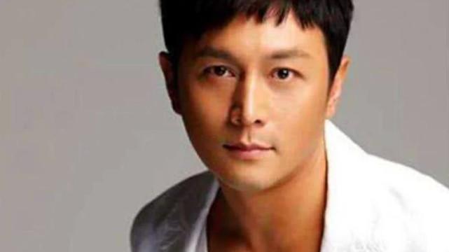 赵擎|他比王宝强“绿”的彻底，被妻子骗光家产不说，6个孩子无一亲生