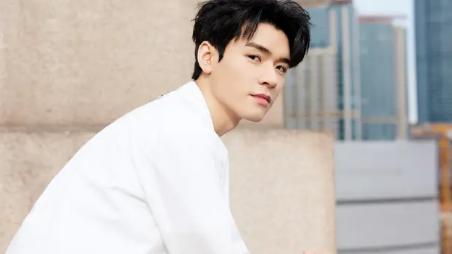 龚俊|龚俊动了谁的蛋糕？被曝曾在“白马会所”工作还有娃，信息量太大