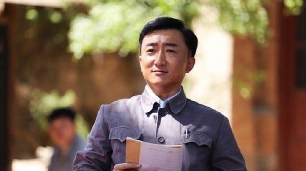 李崇霄|近日有三位演员英年早逝：李崇霄51岁、季东燃37岁、刘伯勋41岁