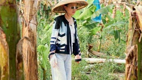 张子枫|《向往的生活6》：富人拿钱演穷人，假得太明显，是节目最大的弱点