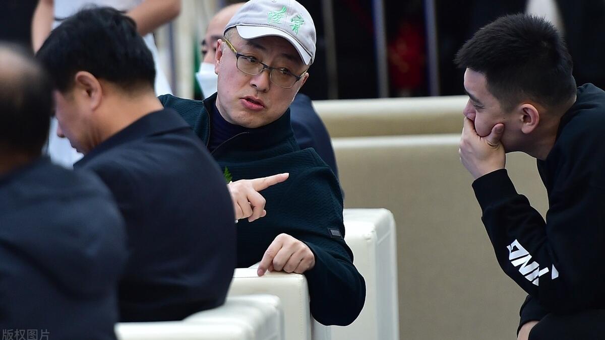 |周琦加盟辽篮迎突破，韩德君表态让出顶薪，李洪庆最头疼问题解决
