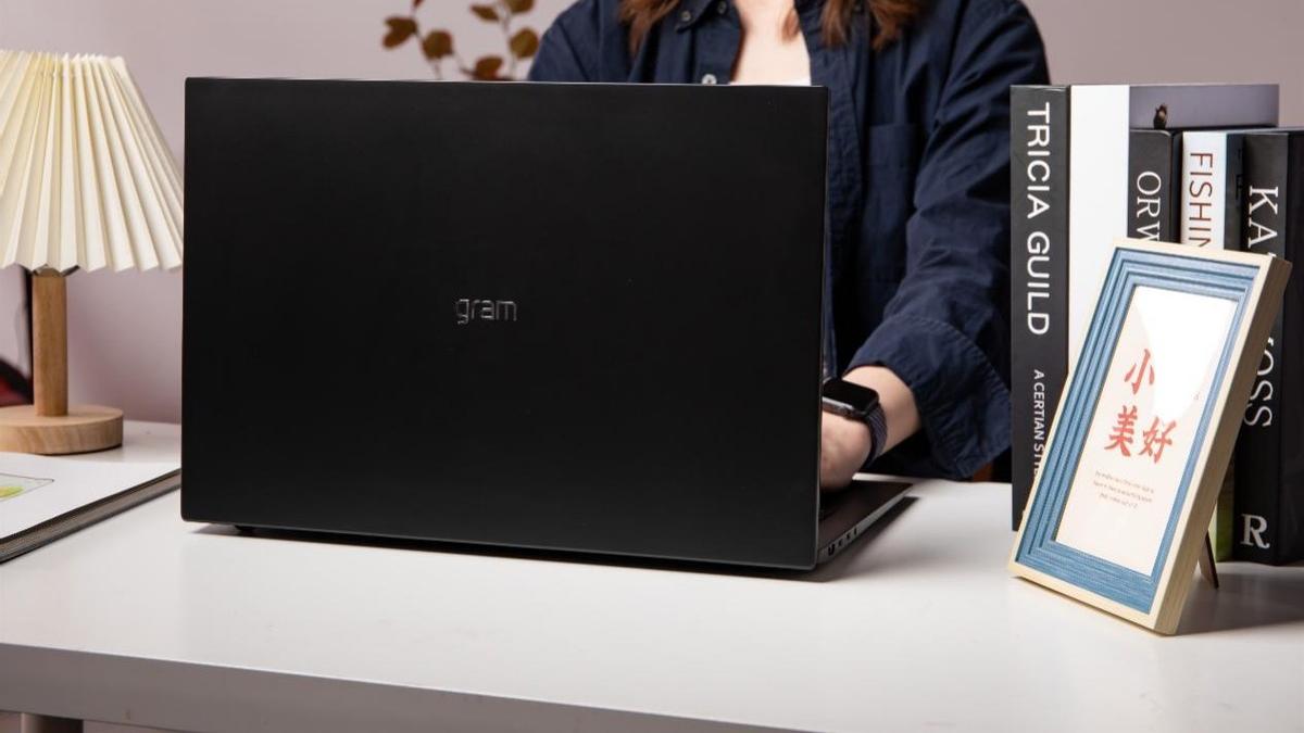 笔记本|设计专业屏幕要求高，这台笔电帮你轻松搞定毕设