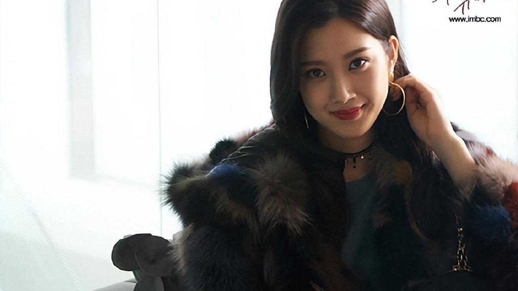 文佳煐|7点认识《Link：尽力吃，用力爱》文佳煐，代表作品、绯闻对象一次看