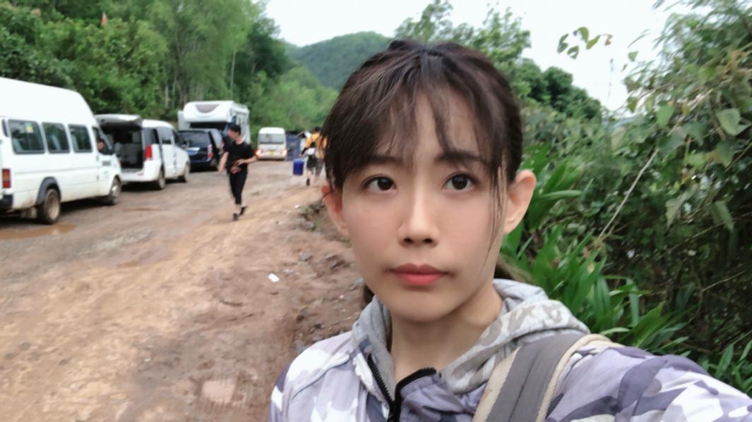 陈竹音|女星陈竹音抱怨在国内看病难，遭网友怒怼后忙改口