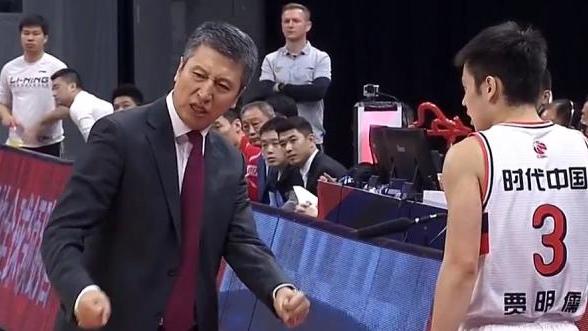 广州队|17中3！三大国手被宝岛后卫打爆，卫冕冠军被广州队吊打！