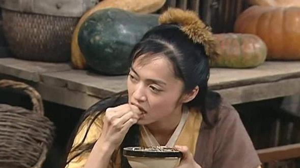 青豆|为什么不推荐吃瓜子？原因只有一个，看完你还继续吃吗？