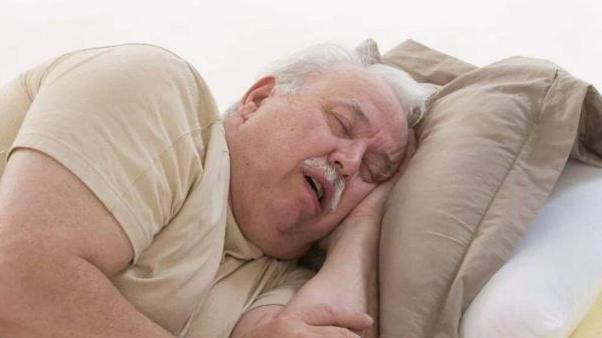 睡眠|肝不太好的人，睡觉时会发出5个“求救信号”，不要再小看了