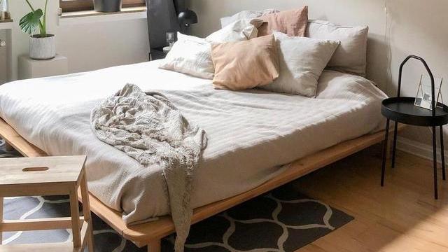 85平德国住宅，小客厅小窗户，拼色厨房和惬意的露台，简约又清新