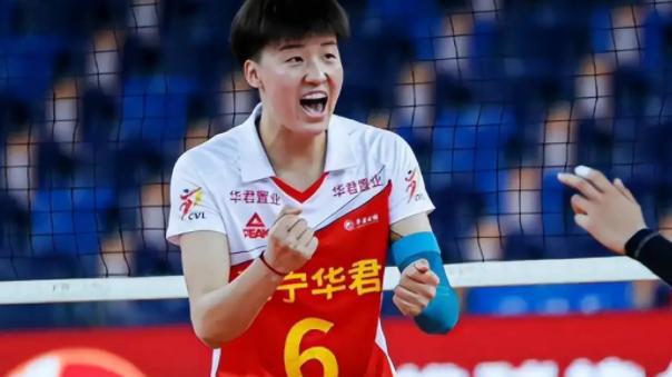 |胡铭媛落选后首度亮相，曾传闻因伤落选，背飞虽是优势也是劣势