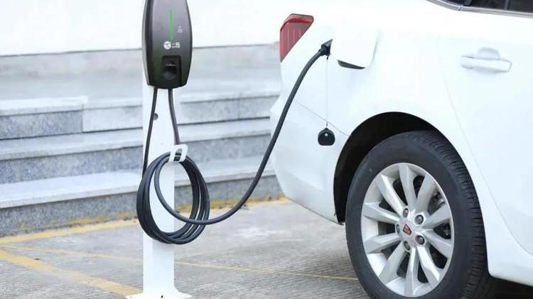 又有西安业主投诉物业不同意安装充电桩 有住建部门已督促物业