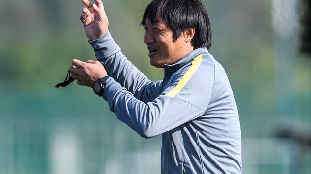 国安|谢峰或再招旧将进国安，曾是国足主力飞翼，未来有望挑起大梁