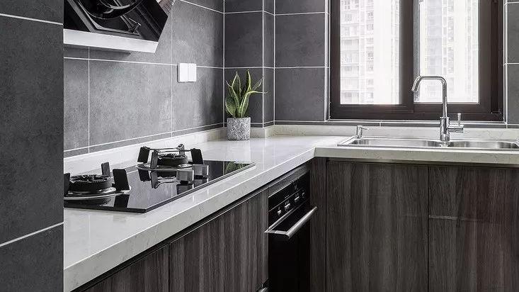 108㎡现代简约三居，卧室背景墙还能这样设计！