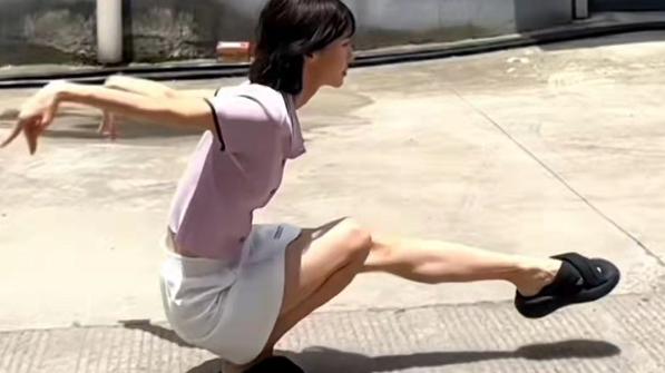 金晨|金晨近照被指暴瘦没有美感，本尊傲娇回应：多吃多运动想胖都难